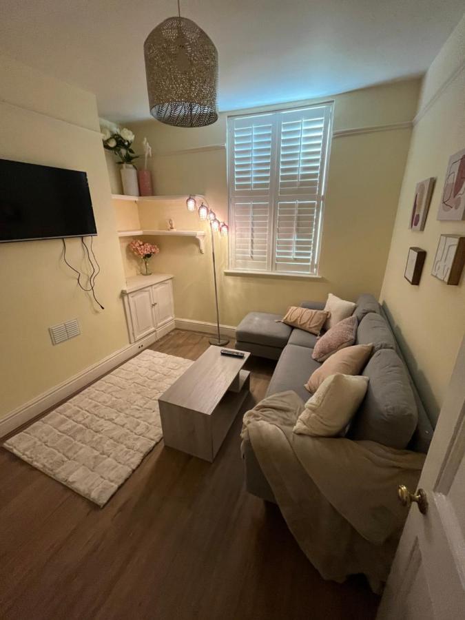 18Th Century Townhouse In Chester City Centre Villa ภายนอก รูปภาพ