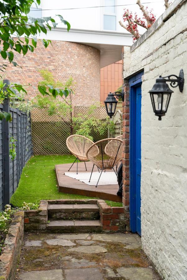 18Th Century Townhouse In Chester City Centre Villa ภายนอก รูปภาพ