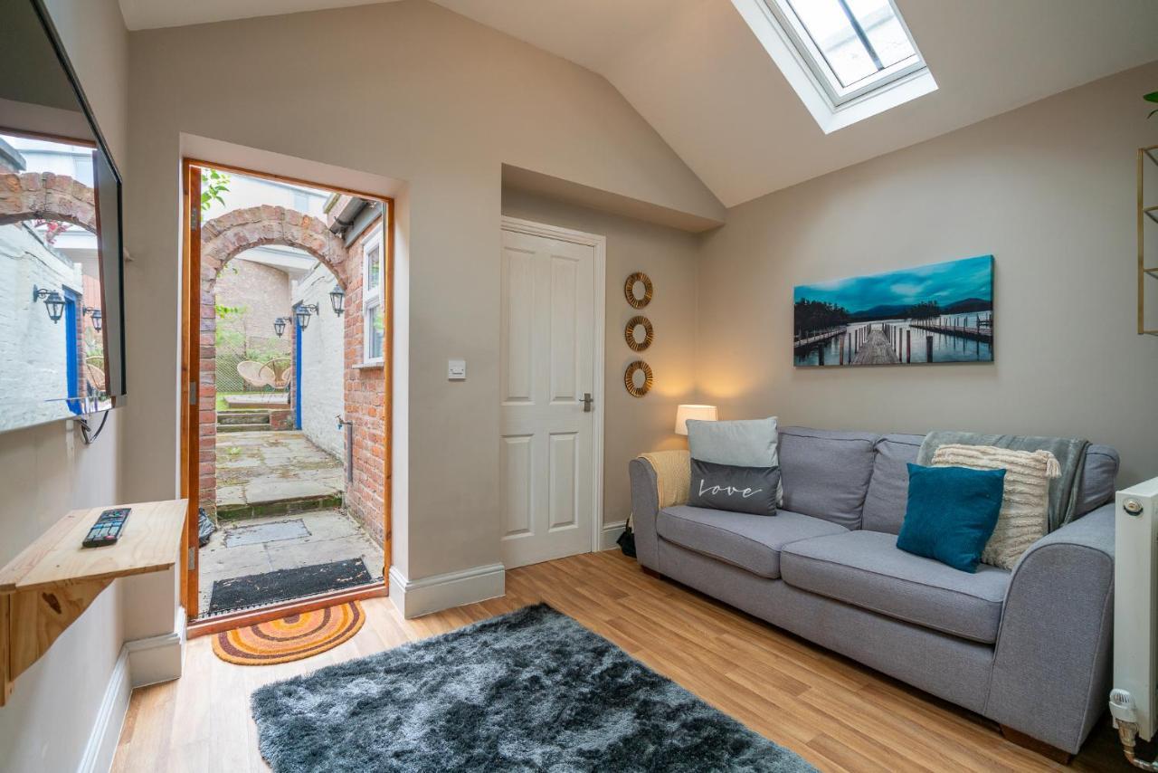 18Th Century Townhouse In Chester City Centre Villa ภายนอก รูปภาพ